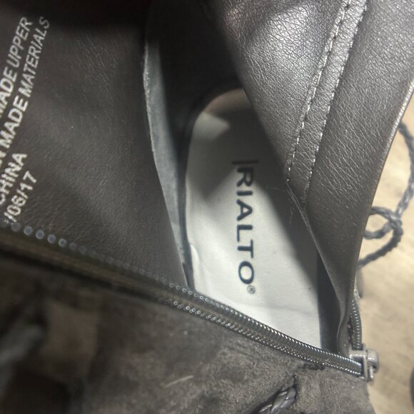 EUC Rialto Mila Grey Heeled Boots Size 10M - Picture 9 of 13